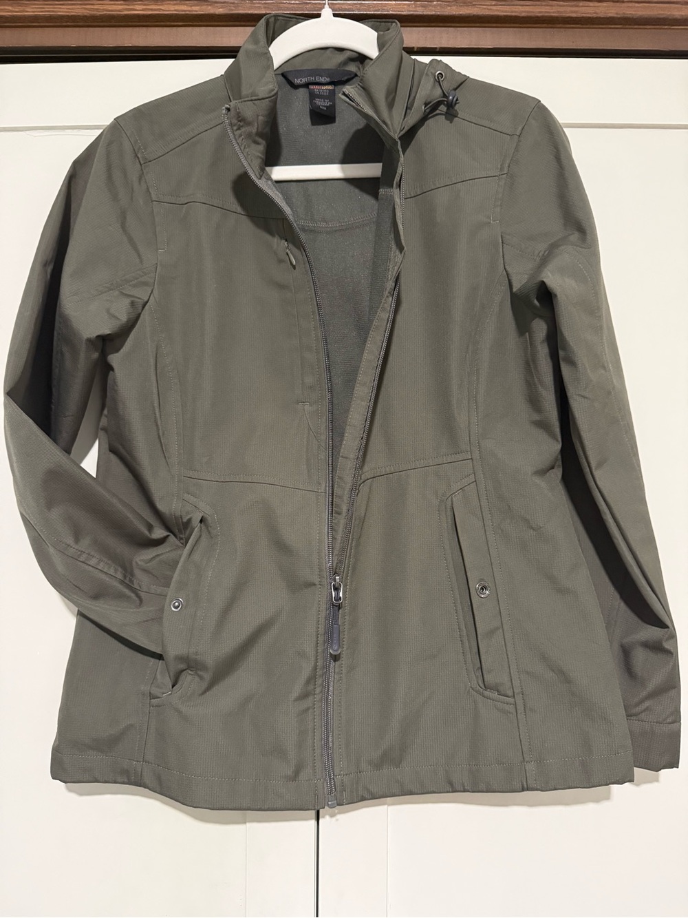 Women’s Utility Jacket in Olive — North Coast